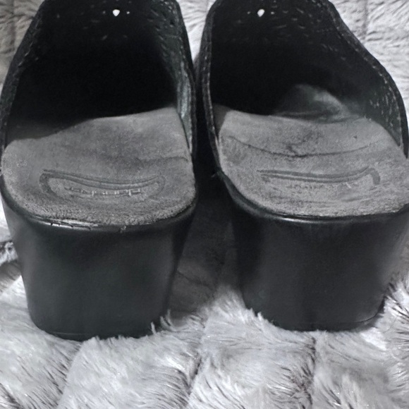 Dansko Skylar clog great condition - Picture 3 of 6